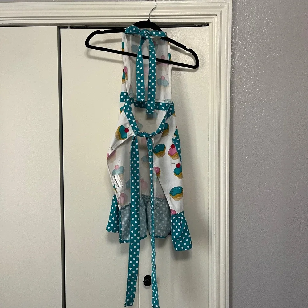 Gourmet Club Women's‎ Cupcake Apron Teal Polka Dot Ruffle Kitchen Baking Fun
